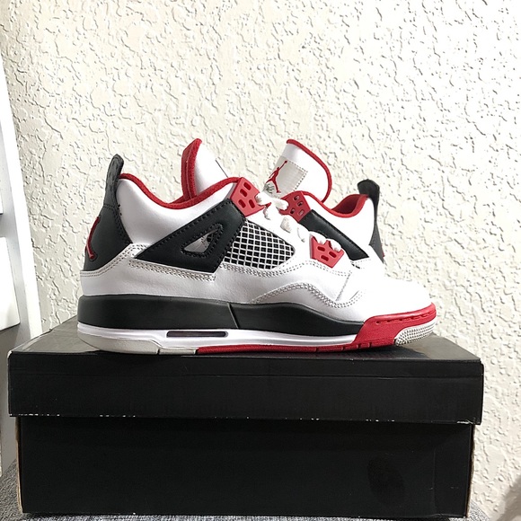 Air Jordan 4 Retro GS 'Fire Red' (2012) Size:5y - Picture 3 of 5
